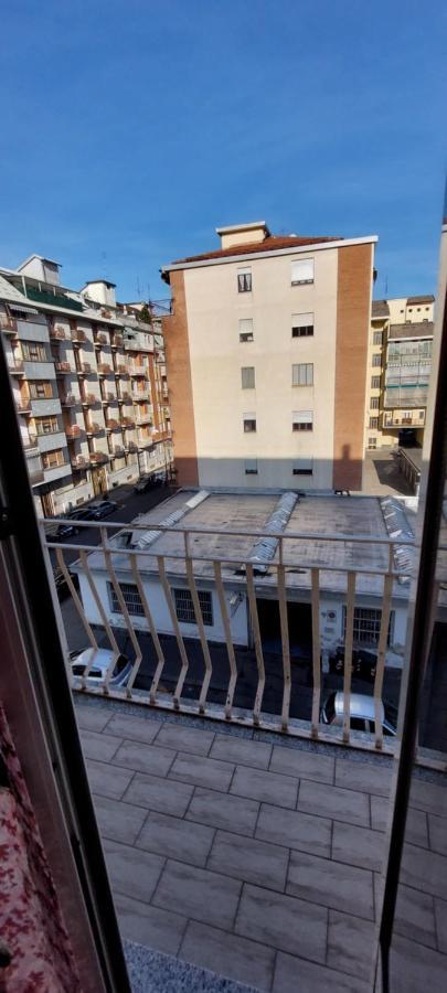 Casa Dei Nonni - Comodo Metro E Stadio Juve Apartment *